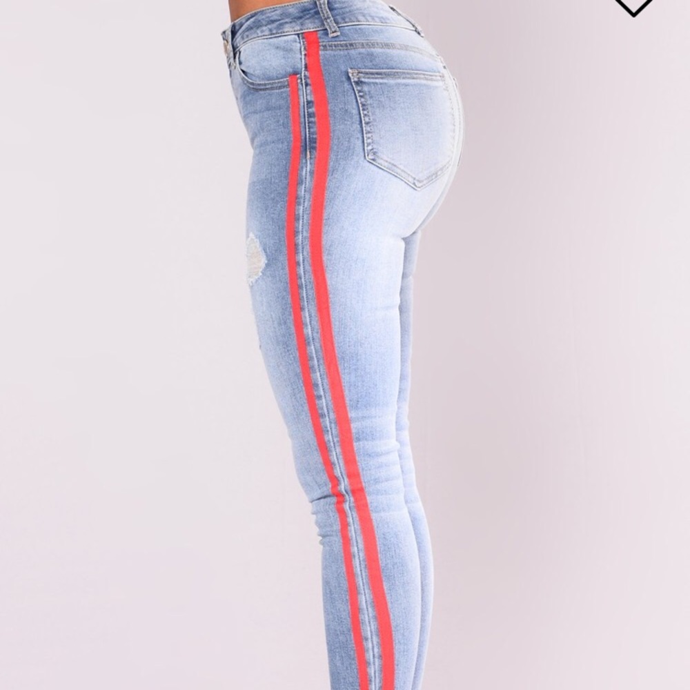 Fashion nova striped jeans 😍